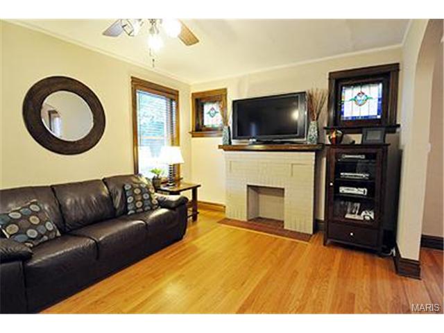 5529 Gresham Ave, Saint Louis, MO 63109 photo 7