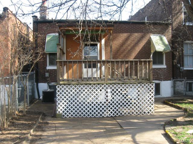 4551 S Compton Ave, Saint Louis, MO 63111 photo 16