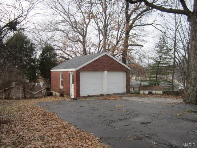 3001 Droste Rd, Saint Charles, MO 63301 photo 11