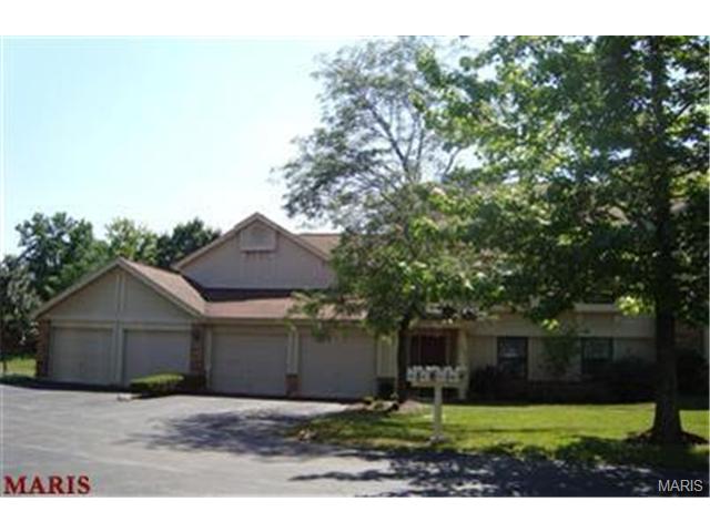 1209 Lofty Point Dr #C, Ballwin, MO 63021 photo 1