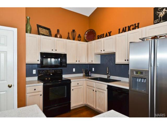 988 Shire Ln, Eureka, MO 63025 photo 6