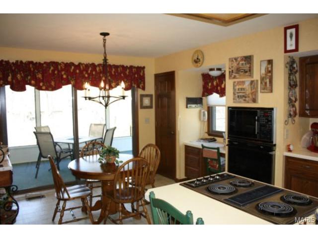 123 Double Eagle Dr, Saint Charles, MO 63303 photo 11