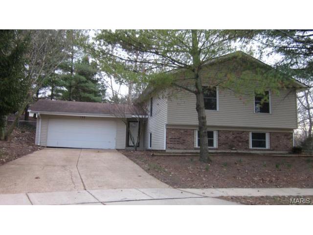 152 Tortuna, Ballwin, MO 63021 photo 1