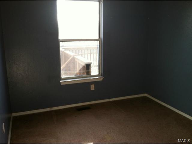 5 Klondike Dr, O'fallon, MO 63368 photo 4
