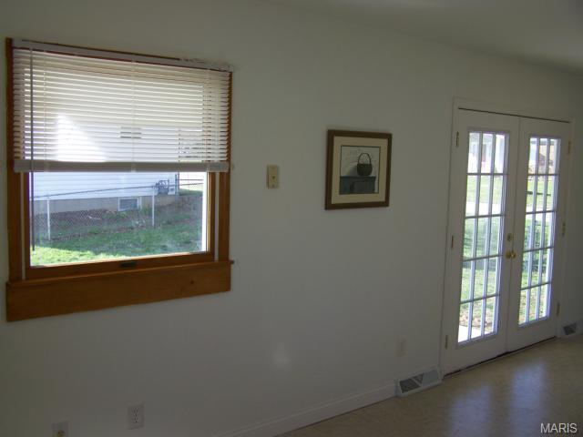 403 Duchesne Ave, O'fallon, MO 63366 photo 3