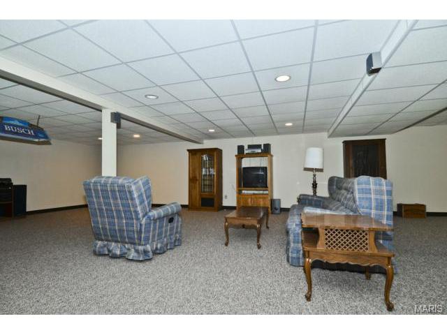 221 Monroe Mill Dr, Ballwin, MO 63011 photo 18