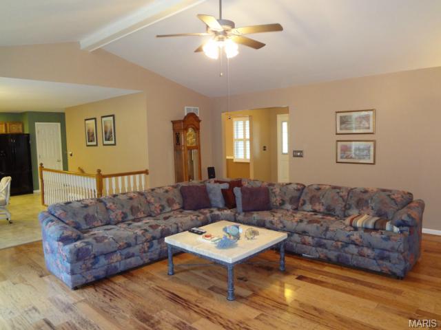 15 Bramblett Holw, O'fallon, MO 63366 photo 3