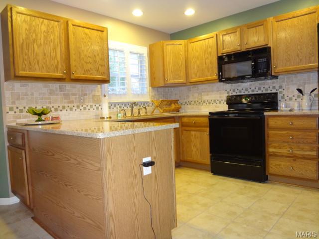 15 Bramblett Holw, O'fallon, MO 63366 photo 4
