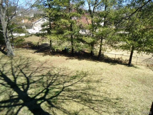 249 Valleyoak Ct, Ballwin, MO 63021 photo 24