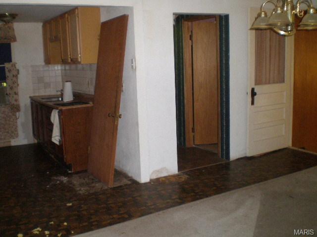 910 New Ballwin Rd, Ballwin, MO 63021 photo 9