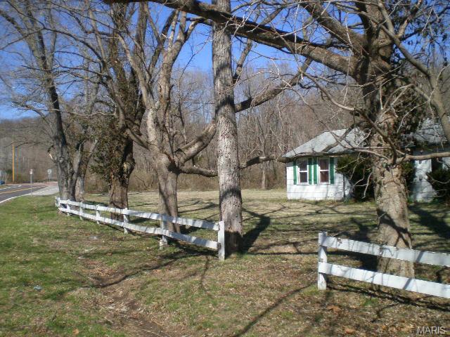 910 New Ballwin Rd, Ballwin, MO 63021 photo 28
