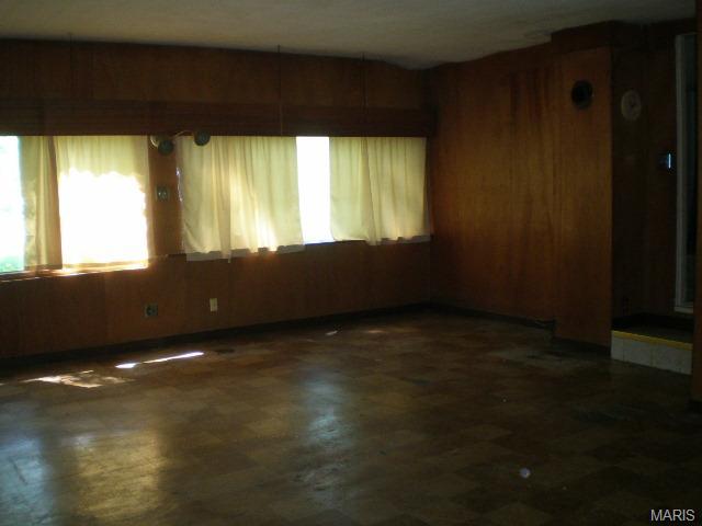 910 New Ballwin Rd, Ballwin, MO 63021 photo 11