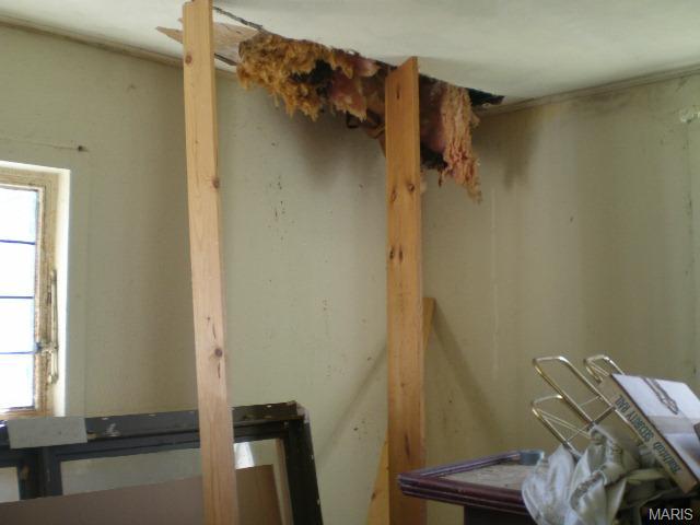 910 New Ballwin Rd, Ballwin, MO 63021 photo 19