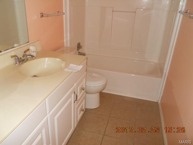 283 Oak Pass, Ballwin, MO 63011 photo 6