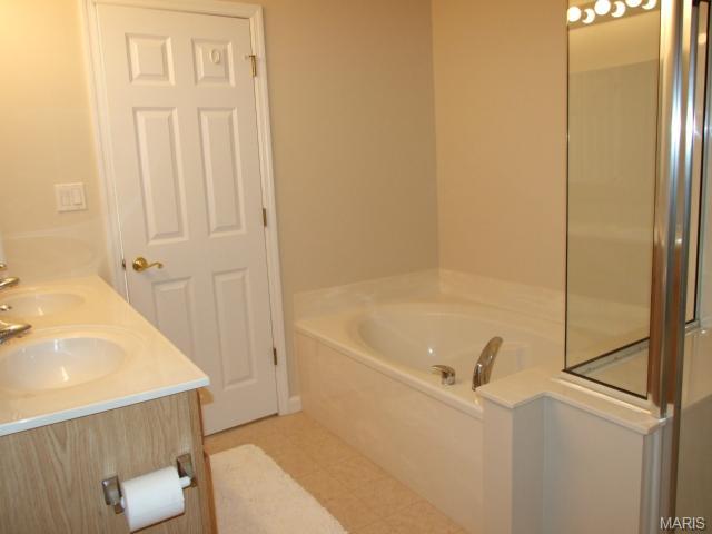 741 River Glen Dr, O'fallon, MO 63368 photo 12