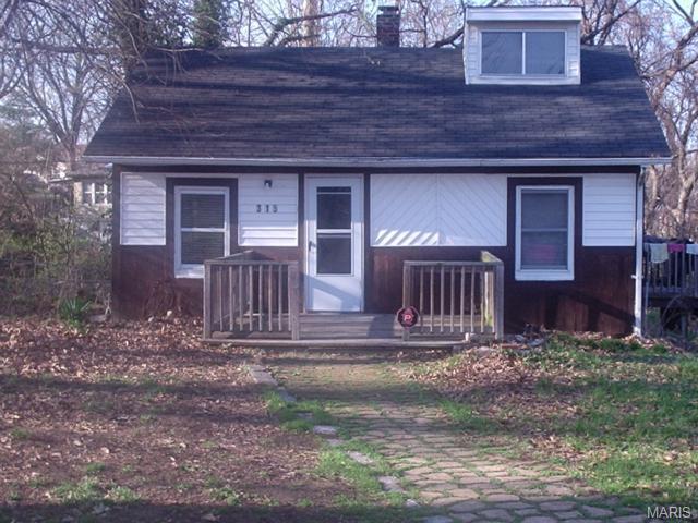 315 Fork Dr, Saint Louis, MO 63137 photo 1