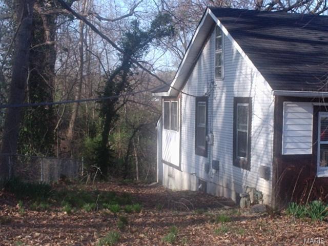 315 Fork Dr, Saint Louis, MO 63137 photo 3