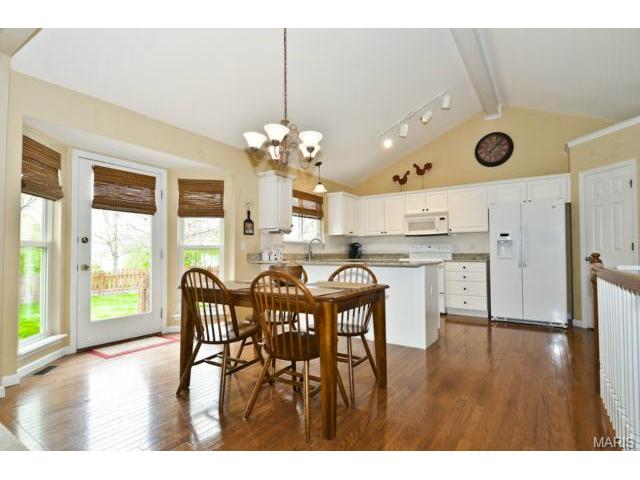1413 Shelby Pt, O'fallon, MO 63366 photo 3