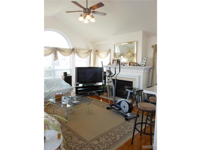 2011 Crimson Meadows Dr, O'fallon, MO 63366 photo 16