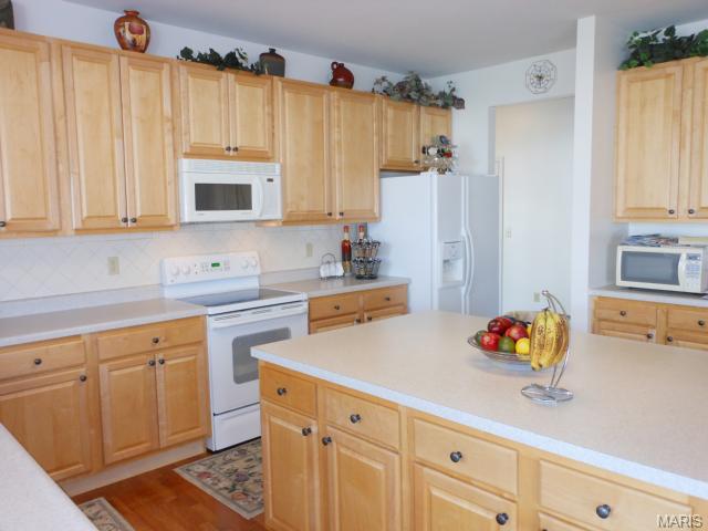 2011 Crimson Meadows Dr, O'fallon, MO 63366 photo 17
