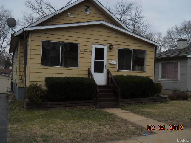 122 Eldridge Ave, Webster Groves, MO 63119 photo 1