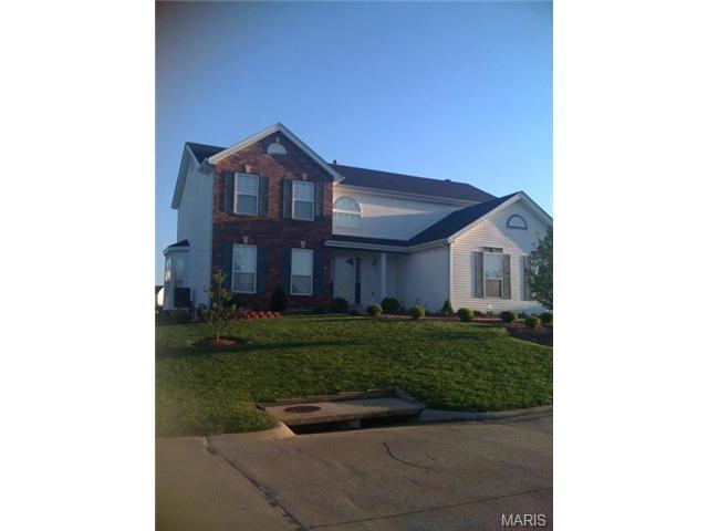302 Sunward Dr, O'fallon, MO 63368 photo 1