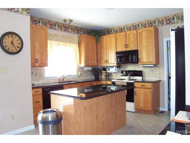 242 Windy Acres Ests, Ballwin, MO 63021 photo 9