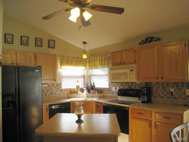 2424 Eagle Forest Dr, Saint Charles, MO 63303 photo 7