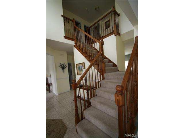 5705 Westchester Mdw, Weldon Spring, MO 63304 photo 8