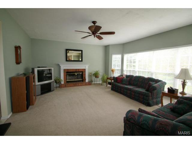 5705 Westchester Mdw, Weldon Spring, MO 63304 photo 5