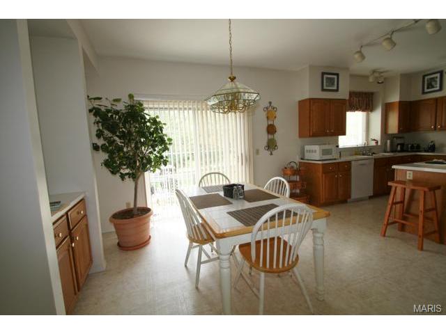 5705 Westchester Mdw, Weldon Spring, MO 63304 photo 4
