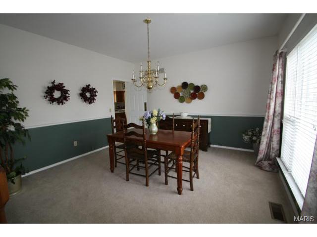 5705 Westchester Mdw, Weldon Spring, MO 63304 photo 2