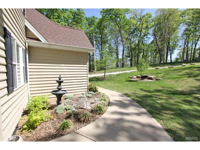 955 Terry, Augusta, MO 63332 photo 28