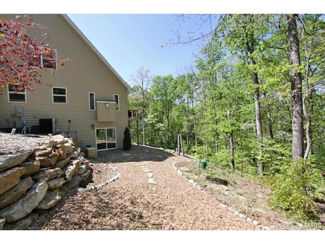 955 Terry, Augusta, MO 63332 photo 31