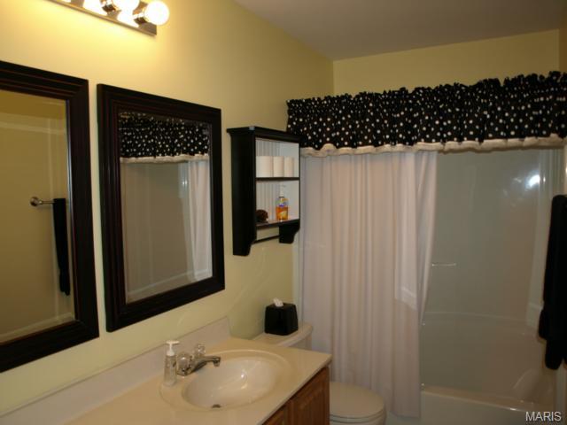 324 Copper Tree Ct, O'fallon, MO 63368 photo 21