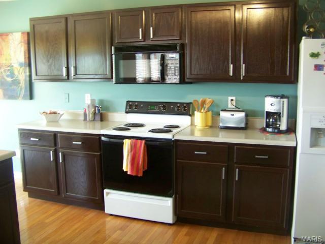 744 Hawk Run Dr, O'fallon, MO 63368 photo 11