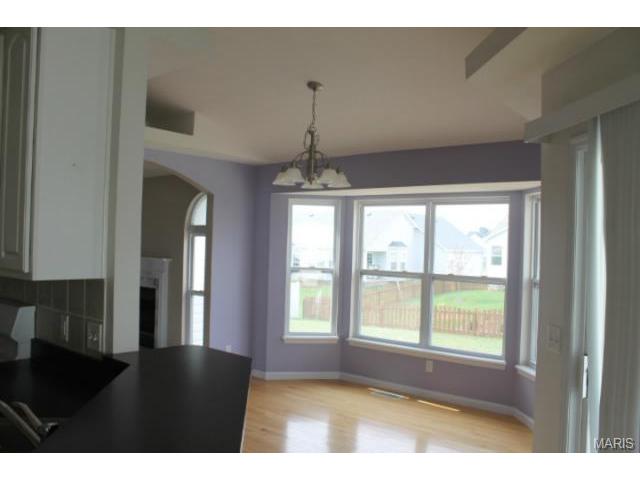 1414 Sunburst Dr, O'fallon, MO 63366 photo 6