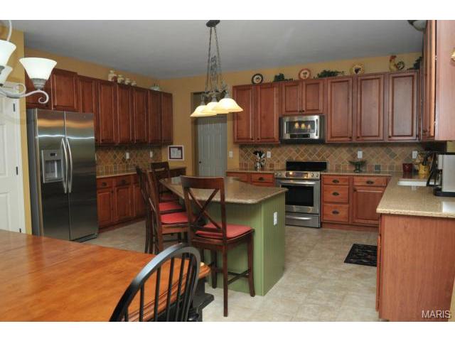 7803 Wind Hl, O'fallon, MO 63368 photo 8