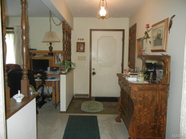 547 Guthrie Rd, O'fallon, MO 63366 photo 7