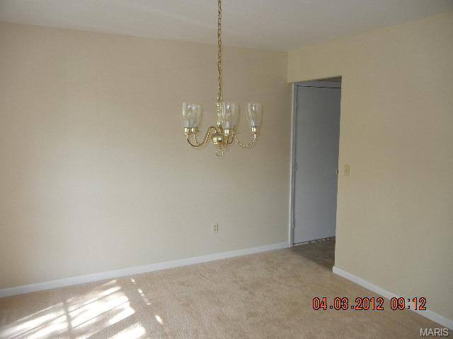 15 Forest Pine Ct, O'fallon, MO 63368 photo 4