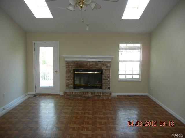 15 Forest Pine Ct, O'fallon, MO 63368 photo 3