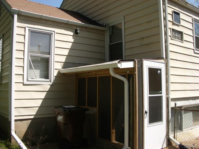 7529 Rowles Ave, Ferguson, MO 63135 photo 11