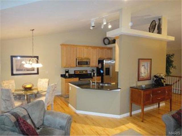 1106 Villa Flora Dr, O'fallon, MO 63366 photo 8