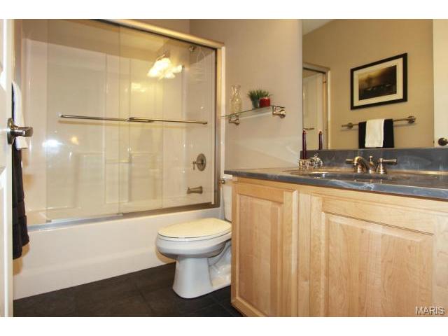 1106 Villa Flora Dr, O'fallon, MO 63366 photo 14
