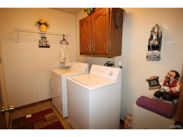 32 Fox Pointe Ct, Saint Charles, MO 63304 photo 7