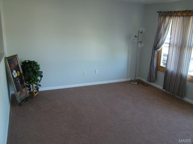 622 Schmelz Dr, Eureka, MO 63025 photo 2