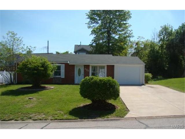 622 Schmelz Dr, Eureka, MO 63025 photo 1