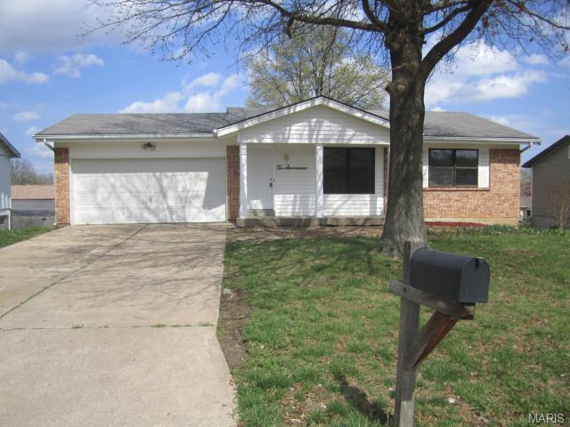 217 Roaring River Dr, O'fallon, MO 63366 photo 1