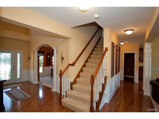 118 Cloverleaf Meadows Ct, O'fallon, MO 63366 photo 4