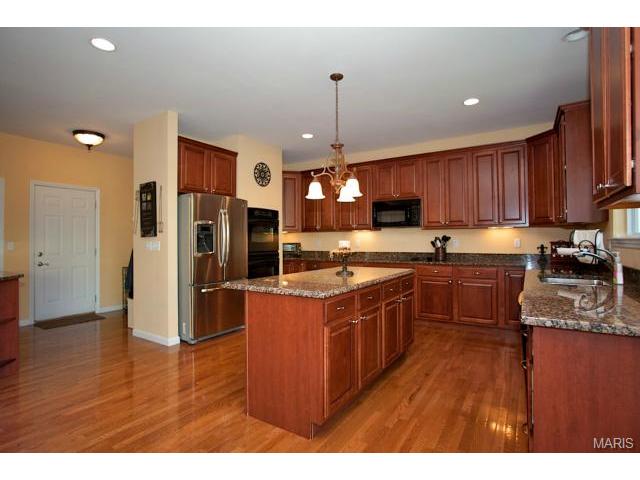118 Cloverleaf Meadows Ct, O'fallon, MO 63366 photo 8